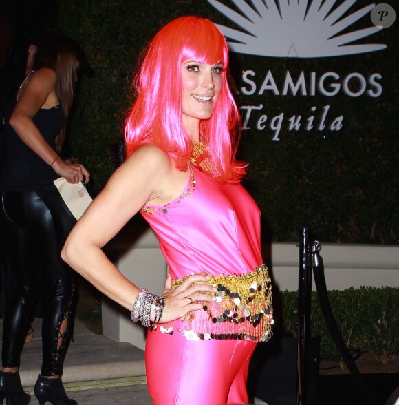 Molly Sims arrivant à la soirée Halloween organisée par la marque Casamigos Tequila à Los Angeles, le 24 octobre 2014.