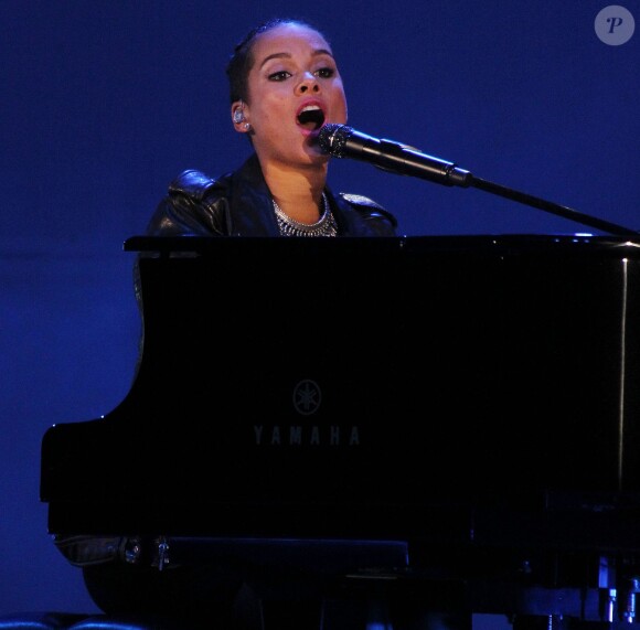 Alicia Keys enceinte lors du festival "We Can Survive" au Hollywood Bowl à Los Angeles, le 24 octobre 2014.