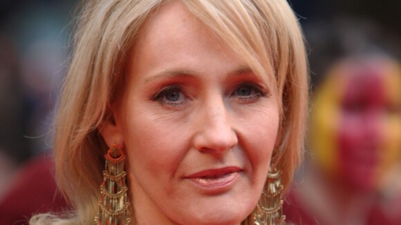 Harry Potter : J.K. Rowling promet une surprise aux fans !