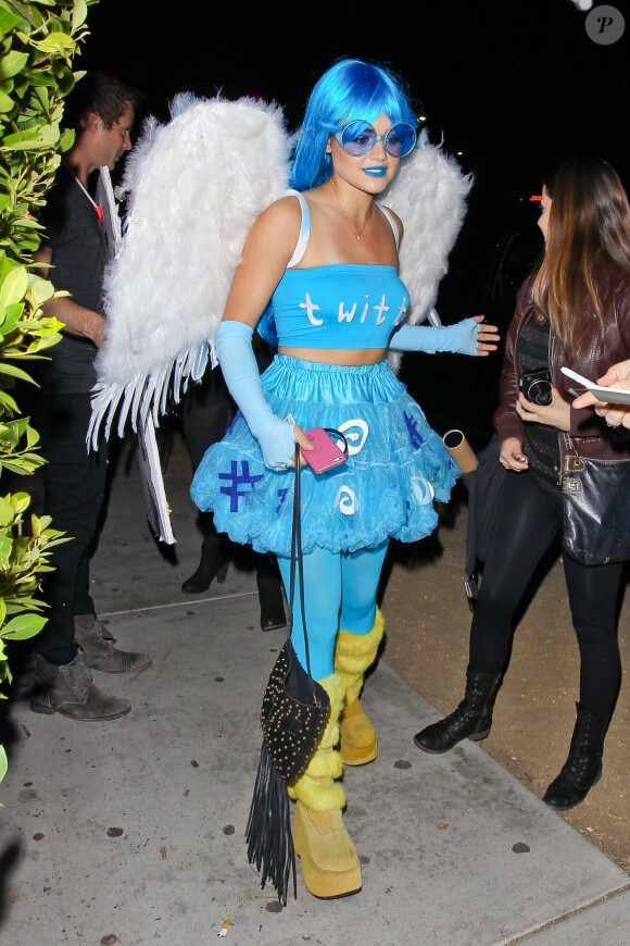 Lucy Hale à la soirée Halloween organisée par Matthew Morrison au Hyde Nightclub dans le quartier de West Hollywood à Los Angeles, le 25 octobre 2014.