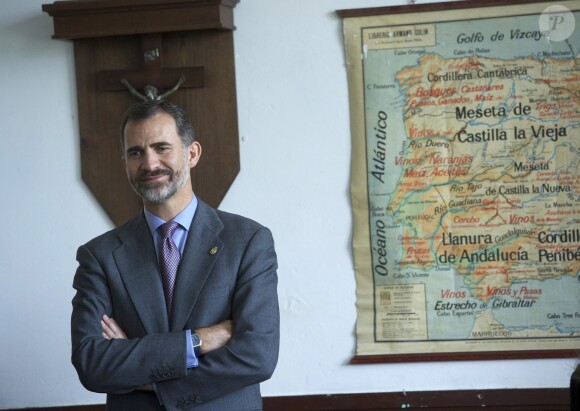 Le roi Felipe VI et la reine Letizia d'Espagne visitaient le village de Boal en Asturies, le 25 octobre 2014, dans le cadre de la remise du prix Village exemplaire des Asturies 2014.