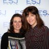 Exclusif - Valérie Fignon, nouvelle chargée de communication de l'ESJ, et Daphné Bürki - Remise des diplômes de l'Ecole Supérieure de Journalisme de Paris dans les salons de la mairie du 13e arrondissement de Paris, le 27 octobre 2014.