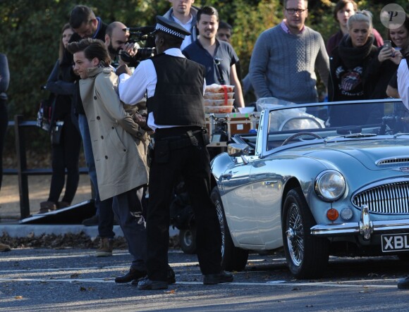 Tournage d'une scène du nouveau clip du groupe "One Direction" à Londres, le 28 octobre 2014.