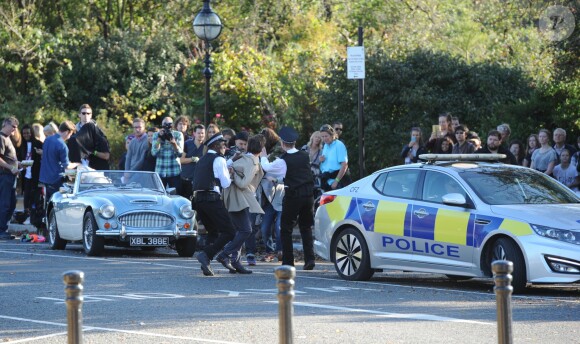 Tournage d'une scène du nouveau clip du groupe "One Direction" à Londres, le 28 octobre 2014.