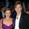 Ewan McGregor et son épouse Eve Mavrakis lors de l'avant-première du film The Island à Londres le 7 août 2005
