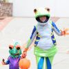 Alyson Hannigan et sa fille Keeva déguisées en grenouilles pour Halloween 2014