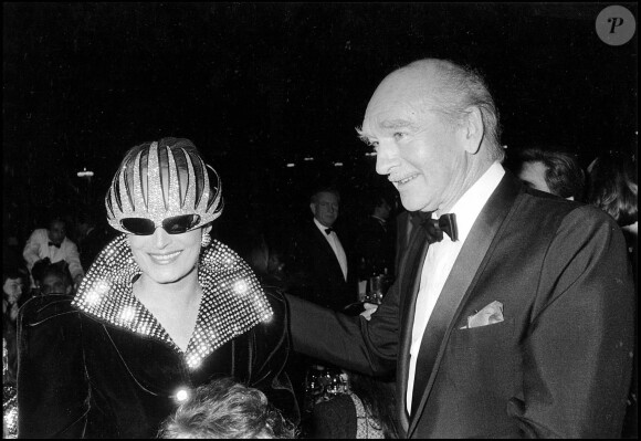 Dalida et Eddie Barclay au Lido à Paris, le 12 mars 1983. 