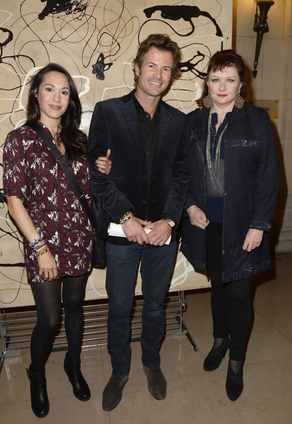 Exclusif - Candice Hugo et son mari Christophe Dardeau, Catherine Jacob - Vernissage de l'exposition "Visa" de Christophe Dardeau à la galerie Breheret à Paris, le 4 novembre 2014.
