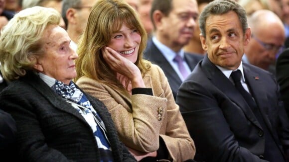 Carla Bruni-Sarkozy : Un sourire infini pour soutenir son époux Nicolas