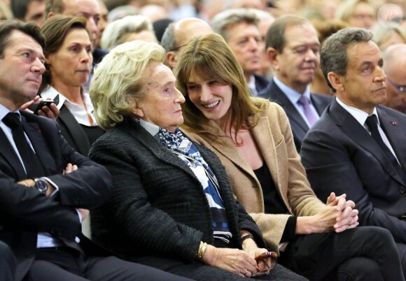 Christian Estrosi, Bernadette Chirac, Carla Bruni-Sarkozy, Nicolas Sarkozy - Réunion publique de Nicolas Sarkozy, candidat à la présidence de l'UMP à Paris, le 7 novembre 2014.