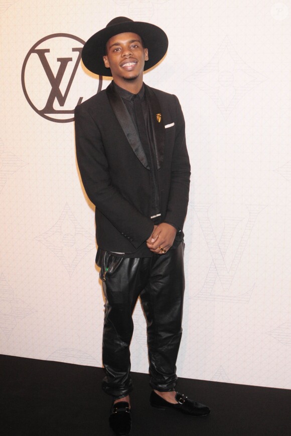 L'artiste Lil Buck (Charles Riley) assiste au dîner "Louis Vuitton celebrating Monogram" organisé par Louis Vuitton au MoMA. New York, le 7 novembre 2014.
