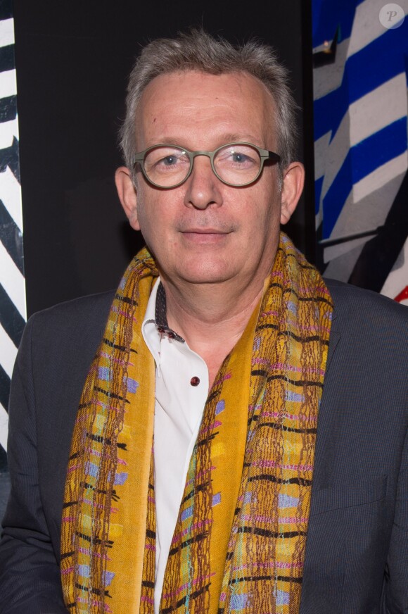 Exclusif - Pierre Laurent (Secrétaire National du Parti Communiste) - Vernissage de l'Exposition "Murs-Murs" de Jerôme Revon à la galerie Catherine Houard à Paris le 13 novembre 2014.