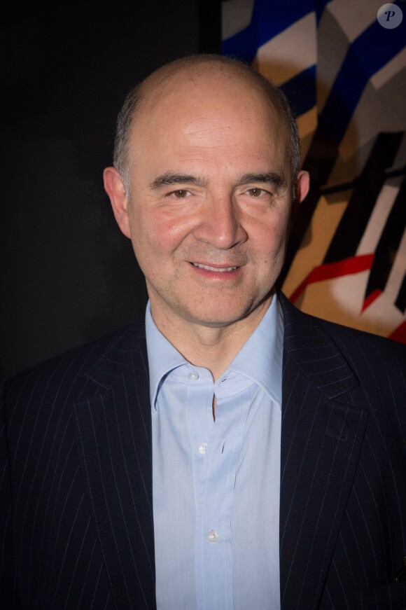 Exclusif - Pierre Moscovici - Vernissage de l'Exposition "Murs-Murs" de Jerôme Revon à la galerie Catherine Houard à Paris le 13 novembre 2014.