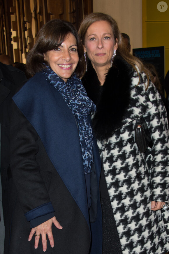 Anne Hidalgo et Anne Gravoin à l'inauguration de l'Auditorium de Radio France le 14 novembre 2014 à Paris. 