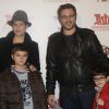 Olivier Nakache, sa femme et ses enfants - Avant-Première du film "Astérix - Le Domaine des Dieux" au Grand Rex à Paris le 23 novembre 2014 