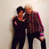 Nicola Sirkis (avec Bob Geldof) en studio pour enregistrer Noël est là, au profit de la lutte contre Ebola, le 23 novembre 2014 à Paris