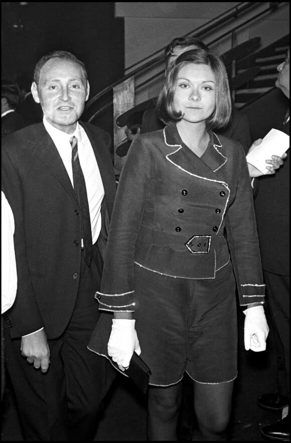 Gilles Dreyfus et Macha Méril à Paris en 1968
