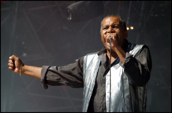 Erick Bamy, en concert en 2003