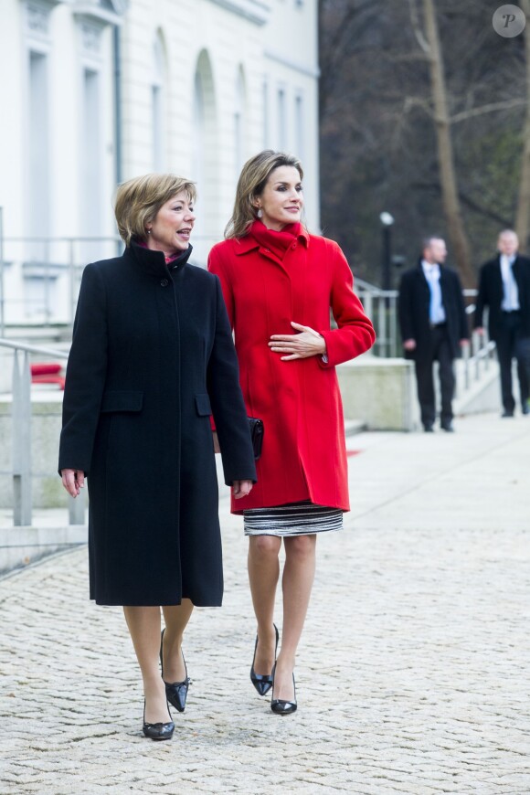 Letizia d'Espagne et la première dame allemande Daniela Schadt au château de Bellevue, le 1er décembre 2014.