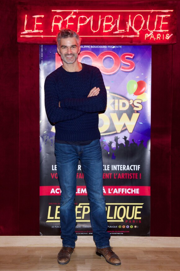 Exclusif - François Vincentelli assiste au premier spectacle interactif pour enfants "Moos dans the Crazy Kids Show", produit par Jean-Philippe Bouchard, au théâtre Le République à Paris, le 30 novembre 2014.