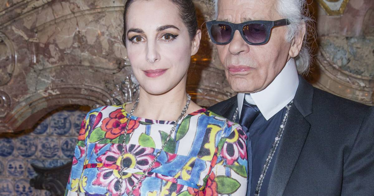 Amira Casar et Karl Lagerfeld - People lors de la ...