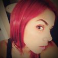 La chanteuse Shy'm a dévoilé sur Instagram une nouvelle coiffure qui fait beaucoup jaser ! La belle jeune femme a en effet opté pour une couleur rouge.