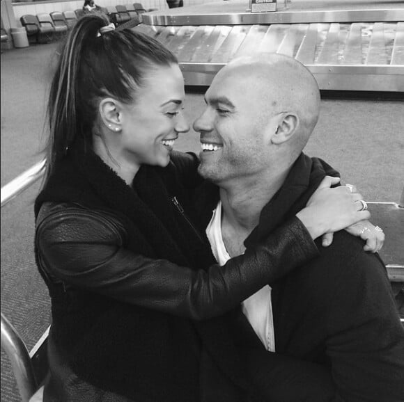 Jana Kramer et son fiancé, Michael Caussin - photo publiée sur le compte Instagram de la chanteuse, le 11 octobre 2014