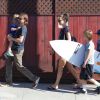 Kate Hudson et Matt Bellamy avec leurs enfants à Santa Monica le 4 septembre 2014