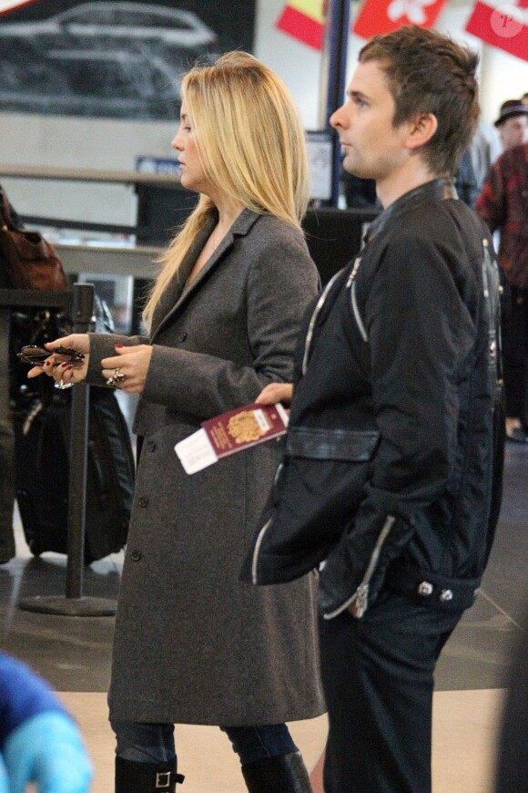 Kate Hudson et Matt Bellamy à l'aéroport de Los Angeles le 20 octobre 2010
