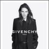 Julia Roberts, égérie masculine de la campagne publicitaire printemps-été 2015 de Givenchy. Photo par Mert et Marcus.