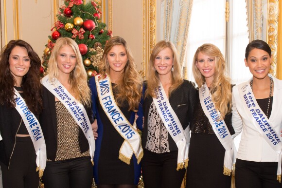 Morgane Laporte (Miss Auvergne 2014), Adeline legris Croisel (5eme dauphine ), Camille Cerf ( Miss France 2015), Alyssa Wurtz (4ème dauphine), Margaux Savarit (Miss Ile-De-France) ,Hinarere Taputu (Miss Tahiti - 1ère Dauphine 2015) - Anniversaire surprise ( 20 ans) de Miss France 2015, Camille Cerf et de sa soeur jumelle Mathilde au Shangri-La Hotel Paris. Le 9 Décembre 2014.