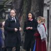 Marc Levy et sa femme Pauline Lévêque - Obsèques de Raymond Lévy (grand résistant et père de Marc Levy) au cimetière de Passy à Paris le 15 décembre 2014