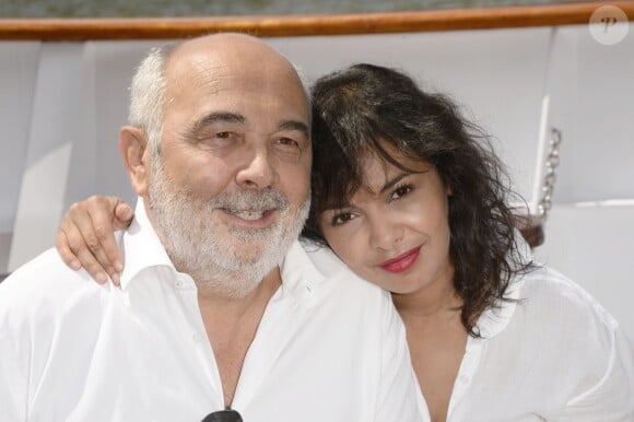 Gérard Jugnot et sa compagne Saida Jawad à Paris le 30 juin 2013.