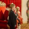 Tori Spelling et Dean McDermott ont rencontré le Père Noël avec leurs enfants à Los Angeles le 19 décembre 2014
