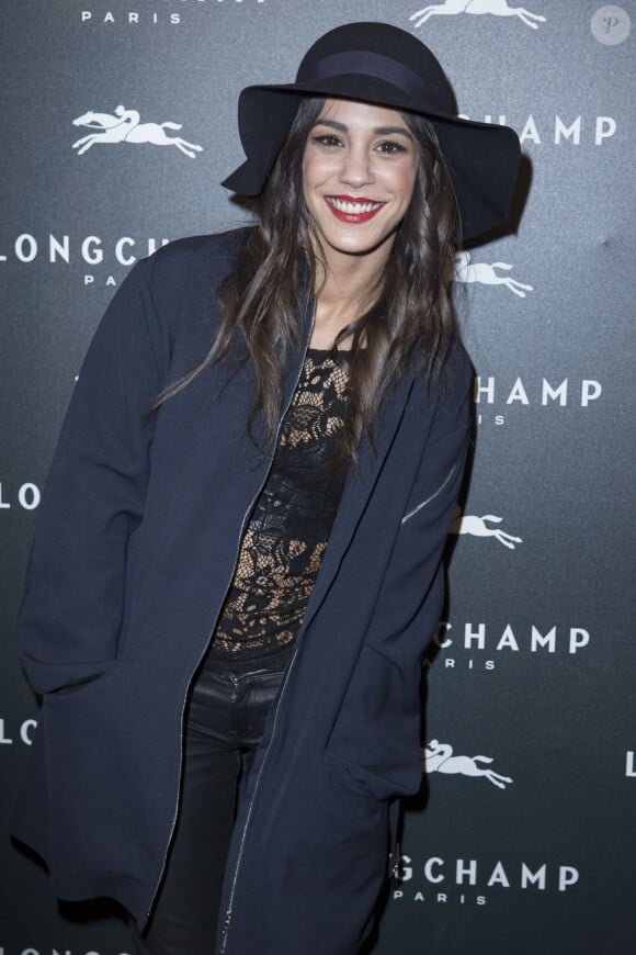 Alice Belaïdi - Ouverture de la boutique Longchamp sur les Champs-Elysées à Paris le 4 décembre 2014. 
