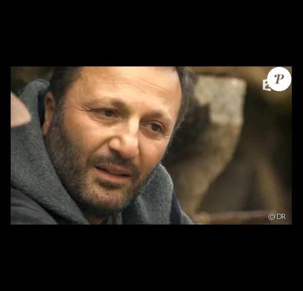 Arthur, ému, dans Rendez-vous en terre inconnue, sur France 2, le mardi 2 décembre 2014