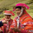 Les Quechuas au Pérou ont accueilli Frédéric Lopez et Arthur pour Rendez-vous en terre inconnue sur France 2, le 2 décembre 2014.