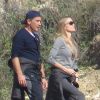 Antonio Banderas et sa petite-amie Nicole Kimpel passent la journée dans les décors de Caminito del Rey à Malaga, le 20 décembre 2014.