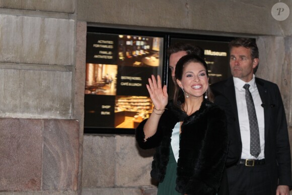 Le couple princier de Suède, Madeleine de Suède, enceinte, et son mari Chris O'Neill, ont assisté à la soirée de l'Académie de Suède à la Bourse de Stockholm. Le 20 décembre 2014.