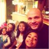 Melanie Brown en compagnie de ses filles Madison, Phoenix et Angel ainsi que son mari Stephen Belafonte, postée sur instagram le 26 décembre 2014