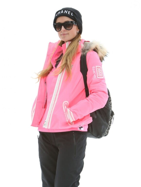 Paris Hilton fait du ski à Aspen, le 22 décembre 2014. 