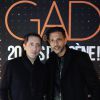 Exclusif - Gad Elmaleh et Roschdy Zem, dans les coulisses du spectacle de Gad Elmaleh au Palais des Sports de Paris, pour fêter ses 20 ans de scène, le 11 décembre 2014.