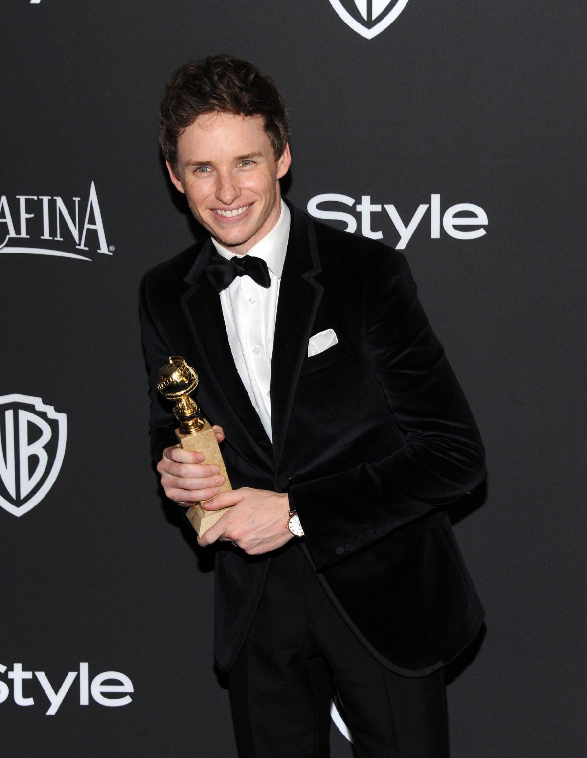 Redmayne's Golden Globes Prep: A Sneak Peek At Their Shopping Trip