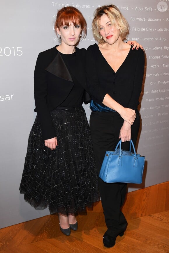 Lolita Chammah et Valeria Bruni-Tedeschi lors de la soirée des "Révélations César 2015" au salon Chaumet à Paris le 12 janvier 2015.