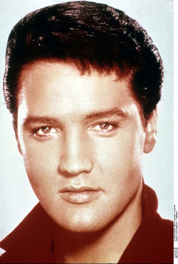 Elvis Presley archives datée du 15 mars 2001
