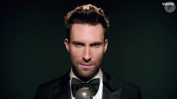 La vidéo du dernier single du groupe Maroon 5 vient d'être dévoilée. Dans le clip de leur chanson Sugar le groupe s'invite à des mariages de personnes qu'ils ne connaissent pas pour interpréter leur nouveau tube. Une vidéo surprenante réalisée par David Dobkin qui était à l'origine du film Serial Noceurs.