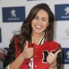 La nouvelle compagne de Fernando Alonso, Lara Alvarez, en pleine promotion pour la marque Peugeot à Madrid, le 20 janvier 2015.