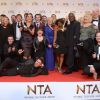 Cast of EastEnders with the Serial Drama award  lors des National Television Awards à l'O2 Arena de Londres le 21 janvier 2015.
