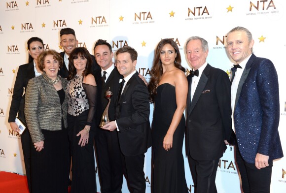 Ant and Dec (I'm A Celebrity) with Melanie Sykes, Edwina Currie, Jake Quickenden, Vikki Michelle, Nadia Forde, Michael Buerk and Jimmy Bullard  lors des National Television Awards à l'O2 Arena de Londres le 21 janvier 2015.