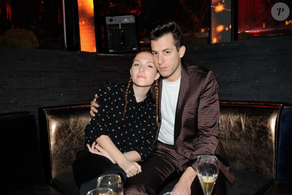 Mark Ronson et Joséphine de la Baume lors de la soirée Jalouse à l'Arc à Paris le 27 janvier 2015